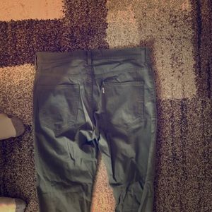 Levis Pants 32” x 32” - Green